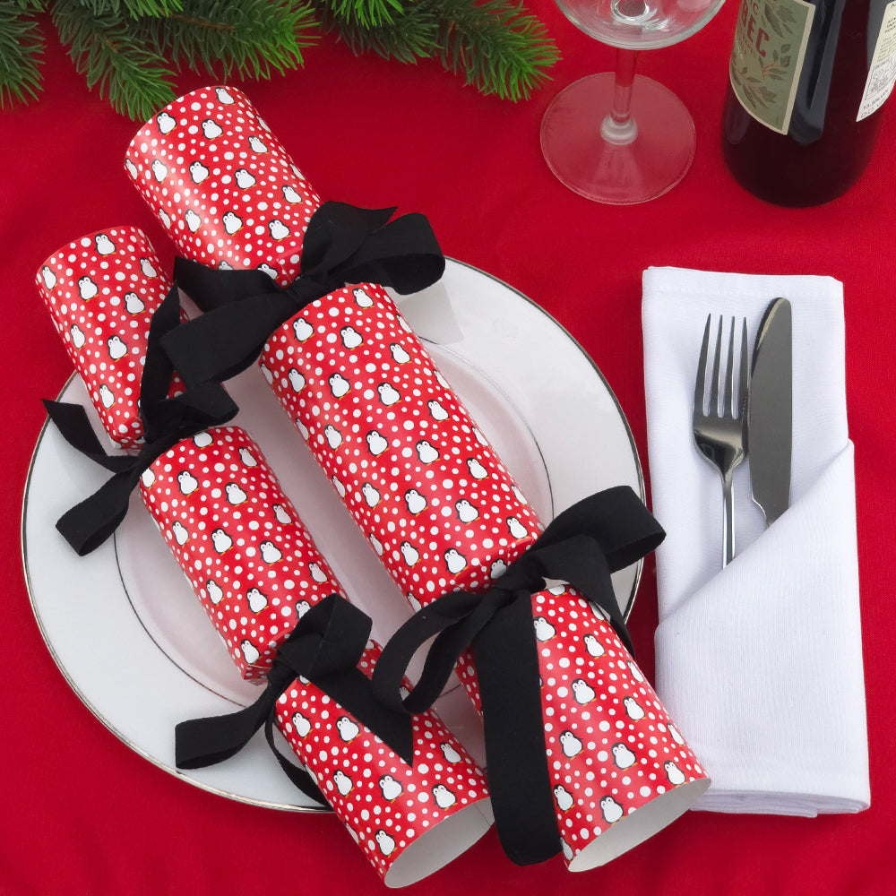 Snowtime Penguin | SNAPLESS Christmas Cracker Making Craft Kit | Makes 6