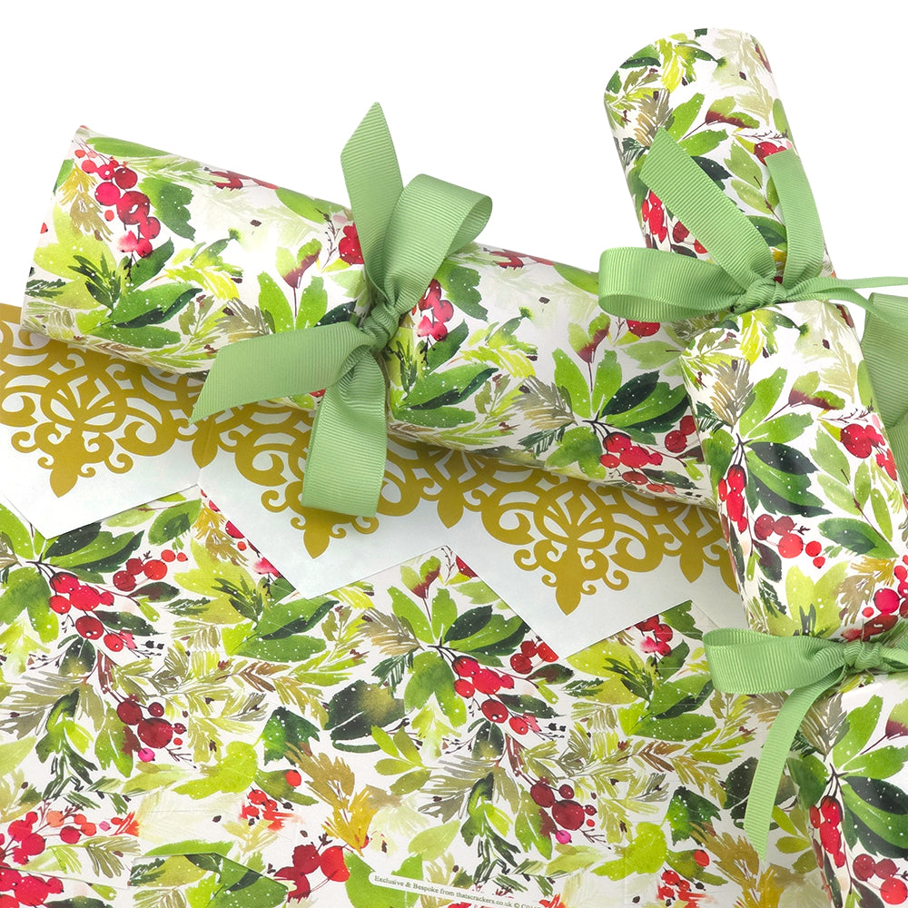 Robin Reed Bows & Berries Holiday Crackers - Bundle Of 12 Christmas Party Crackers