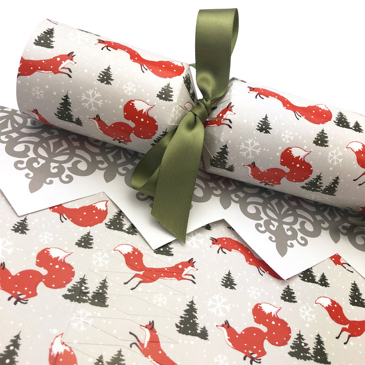 Christmas Fox | SNAPLESS Christmas Cracker Making Craft Kit | Makes 6