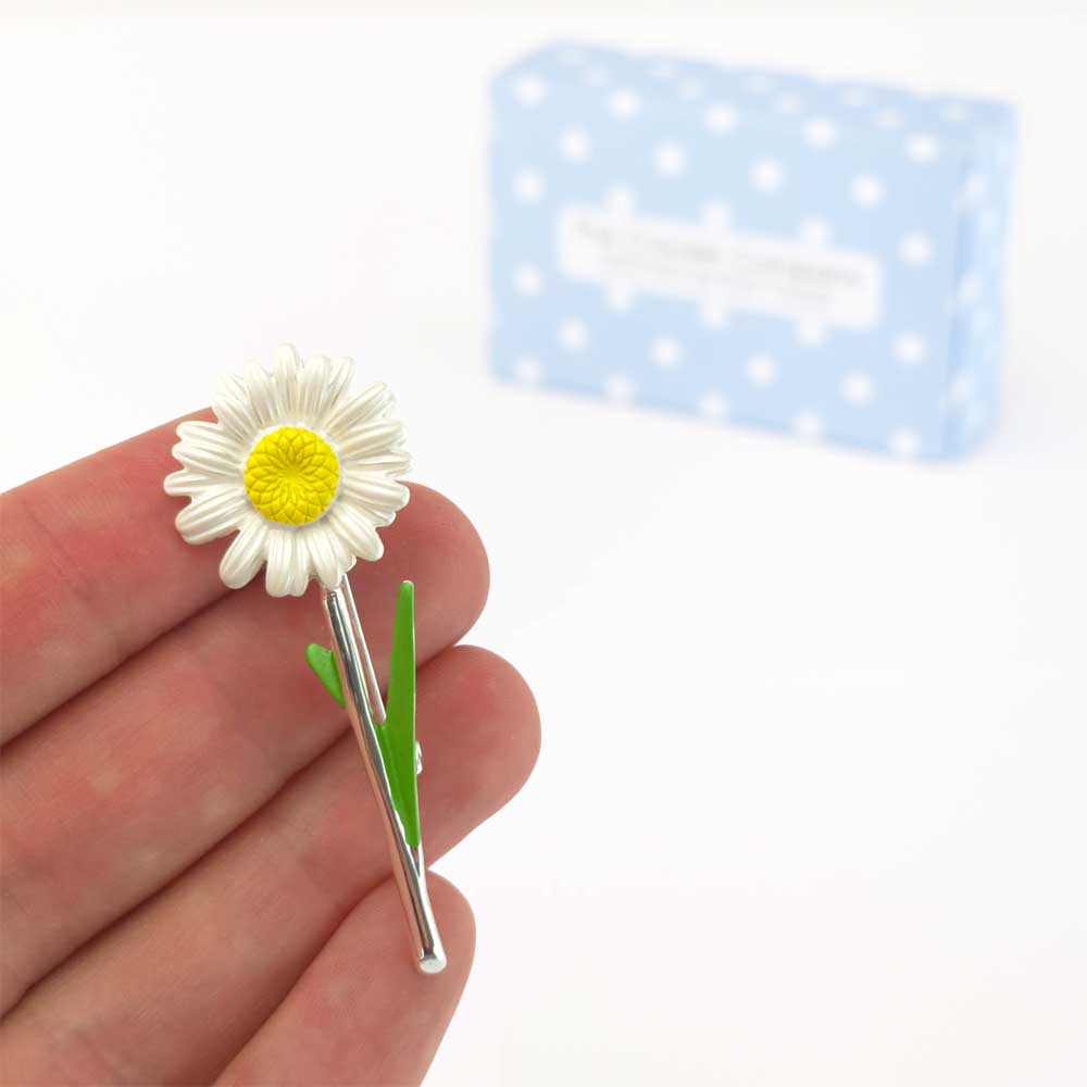 White Daisy Brooch | 5.5cm Long | Little Gift | Cracker Filler