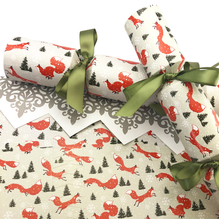 Christmas Fox | SNAPLESS Christmas Cracker Making Craft Kit | Makes 6