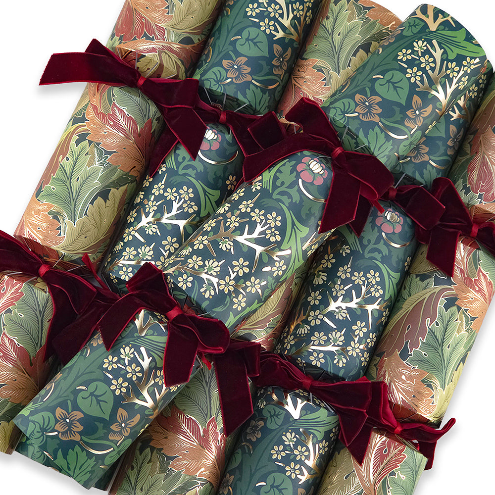 William Morris | Green &amp; Gold | 6 Luxury Christmas Crackers | Premium Gifts
