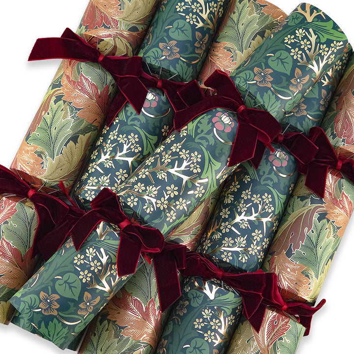 William Morris | Green &amp; Gold | 6 Luxury Christmas Crackers | Premium Gifts