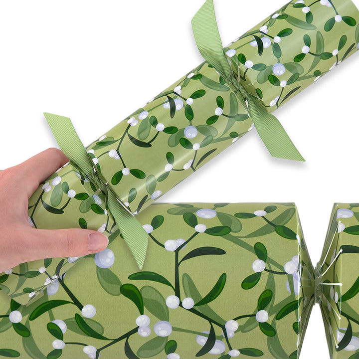 Reusable Keepsake Christmas Cracker Set | Simply Mistletoe | Luxury DIY