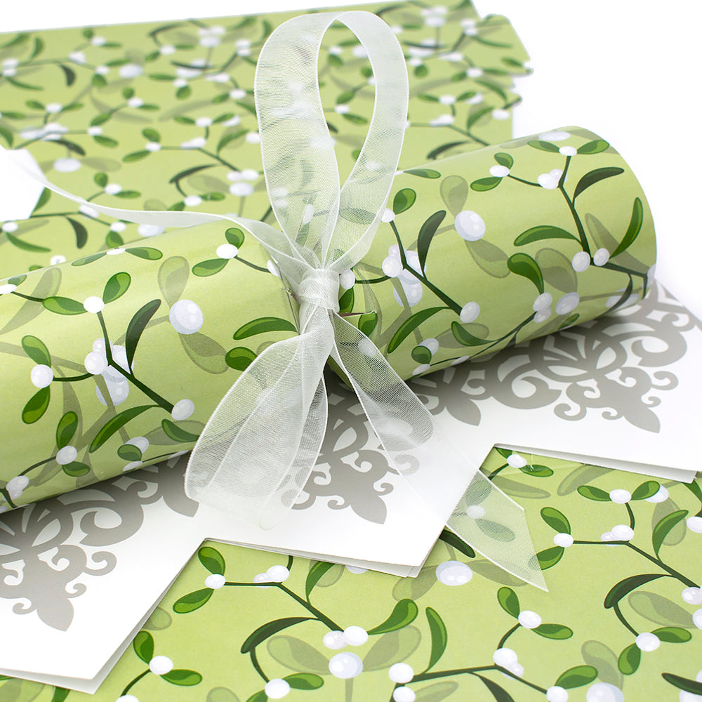 Simply Mistletoe | SNAPLESS Christmas Cracker Making Craft Kit | Makes 6