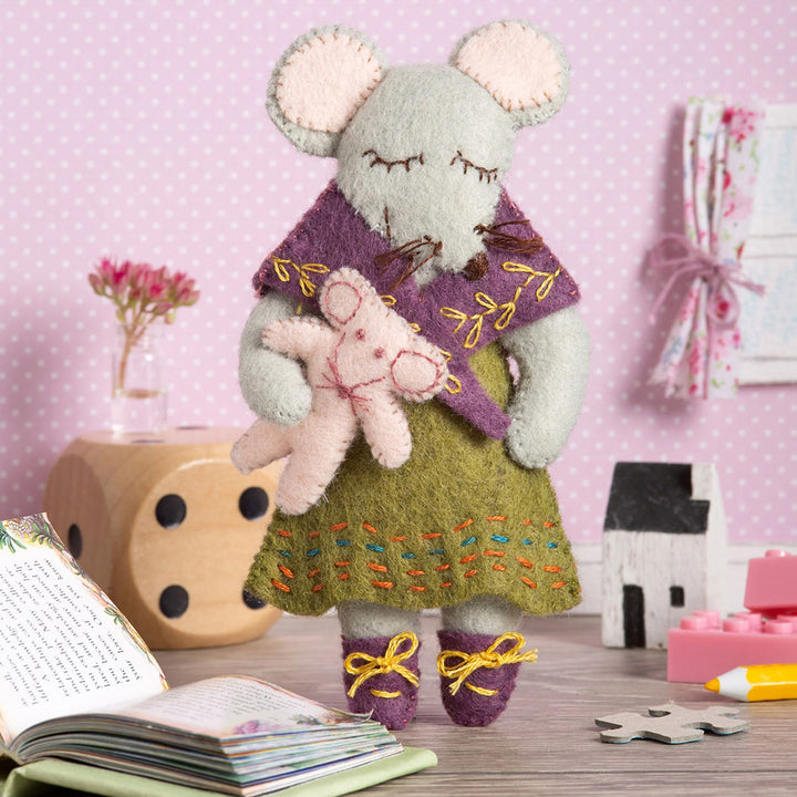 Little Miss Mouse | Mini Felt Sewing Kit | Corinne Lapierre
